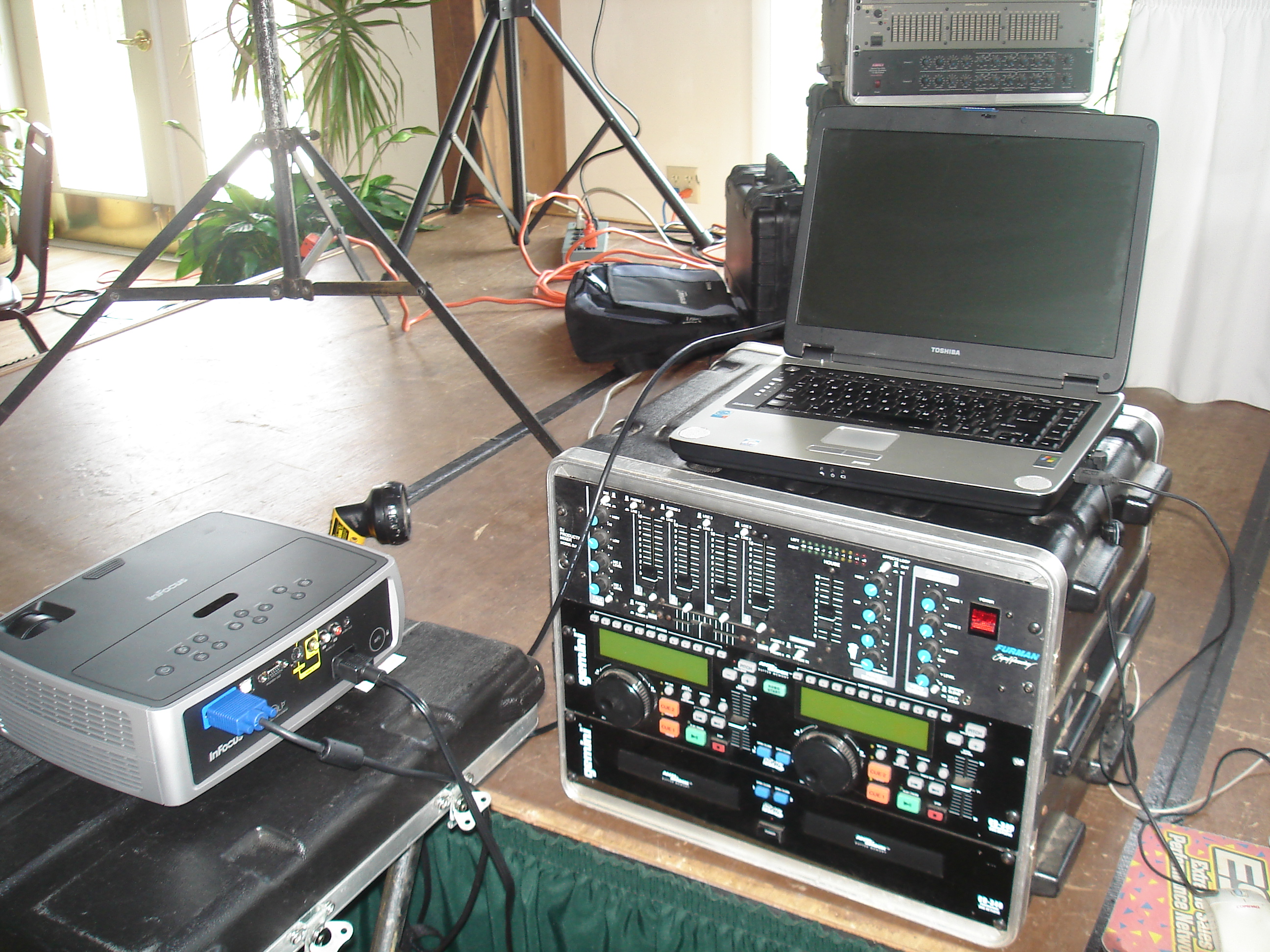 system with projector 1 (6)